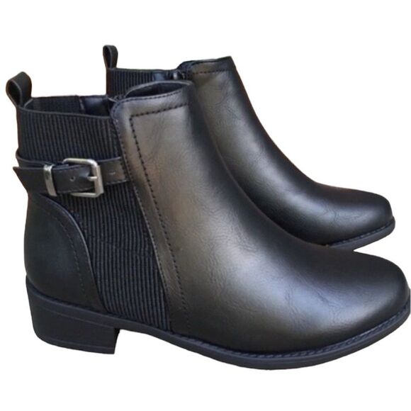 BUCKLE‎ FAUX LEATHER BLACK ANKLE BOOTIES NEW IN BOX - Picture 1 of 7